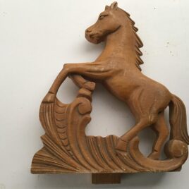 Paard houten 16 x 14 cm no 11